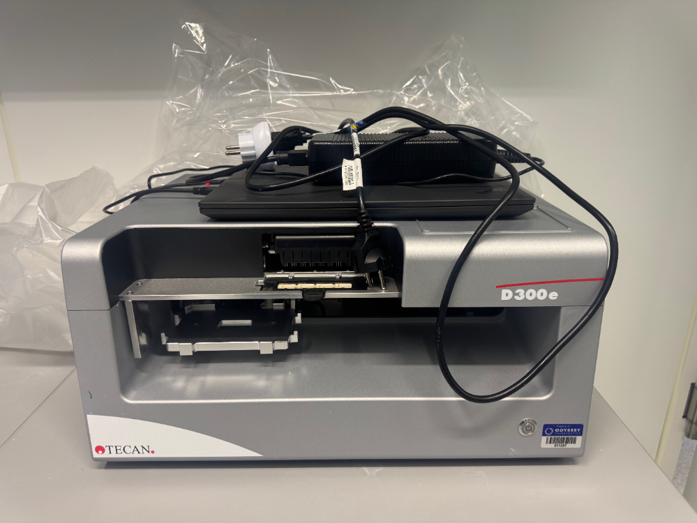 Image of Tecan D300e Digital Dispenser